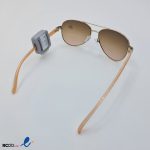 عکس از عینک آفتابی خلبانی با فریم فلزی و طلایی رنگ و دسته کائوچویی کد 324-817