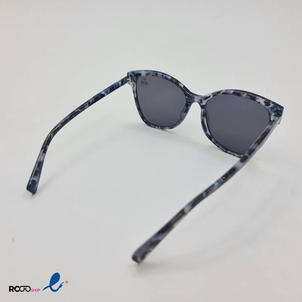 عکس از عینک آفتابی چریکی به رنگ آبی و مشکی مدل 324-686