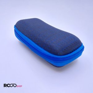 عکس از قاب عینک مستطیلی مشکی رنگ با زیپ آبی طرح دار مدل 991280