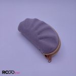 عکس از کیف عینک زیپ دار شکل صدفی و رنگ طوسی جیر مدل 991313
