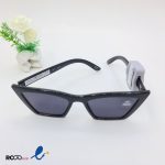 عکس از عینک آفتابی گربه ای زنانه با فریم مشکی رنگ و عدسی دودی UV400 کد 326-064