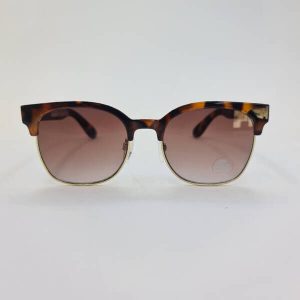 عکس از عینک آفتابی کلاب مستر با فریم قهوه ای چند رنگ مدل 324-291