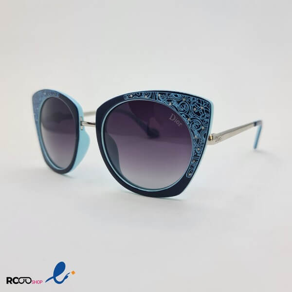 عکس از عینک آفتابی پلاریزه با فریم گربه ای و آبی رنگ مدل fp1562