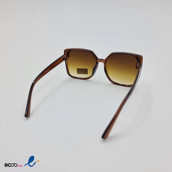 عکس از عینک آفتابی بچه گانه با فریم قهوه ای مدل dr2208