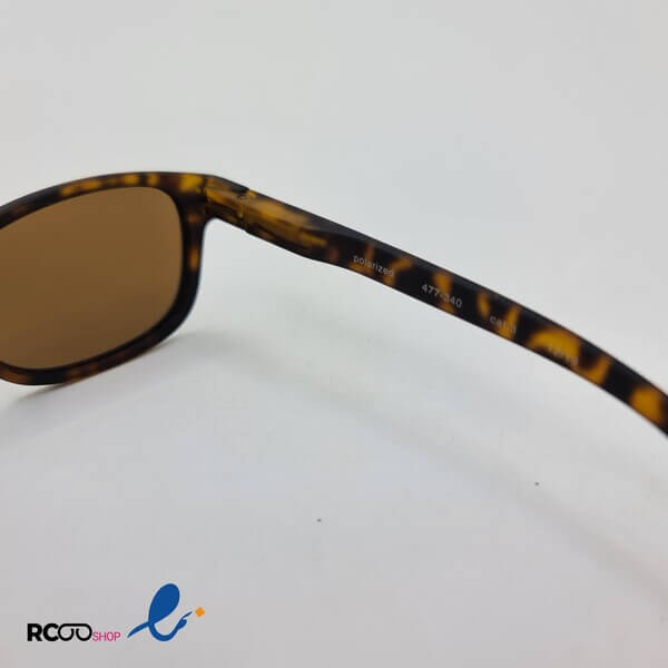 عکس از عینک آفتابی پلاریزه با فریم مستطیلی و دسته فنری مدل 477-340