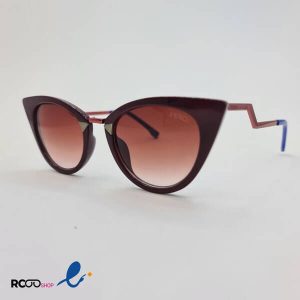 عکس از عینک آفتابی Fendi با فریم گربه ای و رنگ زرشکی مدل FF0118