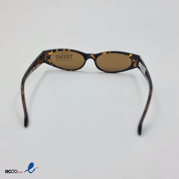 عکس از عینک آفتابی پلنگی با فریم بیضی کوچک مدل 324-641