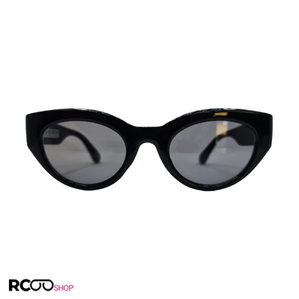 عکس از عینک افتابی مشکی رنگ با فریم چشم گربه ای و دسته پهن مدل 324-640