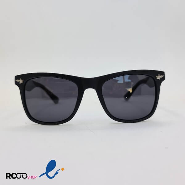 عکس از عینک آفتابی پلاریزه با فریم مشکی و چریکی مربعی شکل مدل ps0020