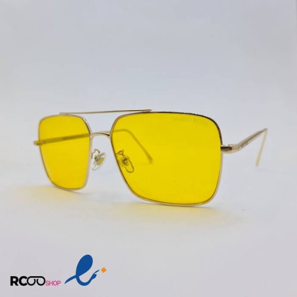 عکس از عینک شب با فریم مربعی و طلایی و عدسی زرد برند hugo boss مدل d20181