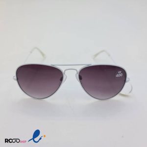 عکس از عینک آفتابی با فریم خلبانی و سفید رنگ و عدسی دودی مدل 326-312