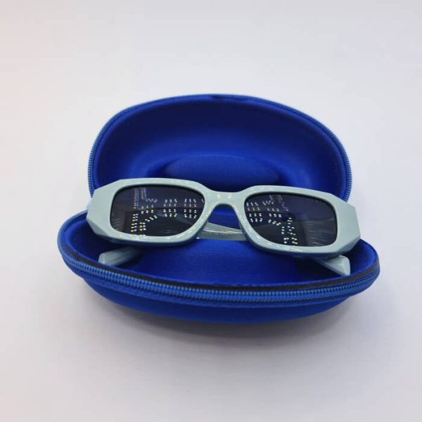 عکس از جلد عینک آفتابی و عینک طبی آبی رنگ مدل 991435