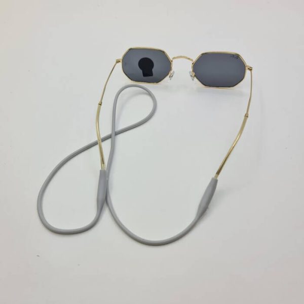عکس از بند عینک با رنگ طوسی روشن و سیلیکونی مدل 991452
