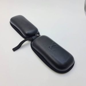 عکس از کیف عینک برند لویی ویتون LV از جنس چرم و مشکی رنگ مدل 991437