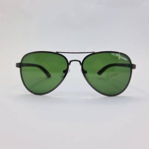 عکس از عینک آفتابی خلبانی برند کارتیر Cartier با عدسی سبز و دسته چوبی مدل 125C2 و آنتی رفلکس Anti Reflex و AR