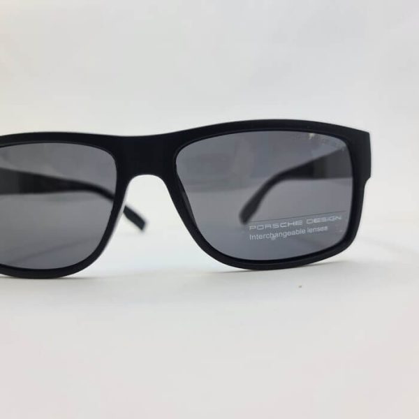 عکس از عینک آفتابی پلاریزه برند پورشه دیزاین با فریم مشکی و دسته استیل مدل d2022-25