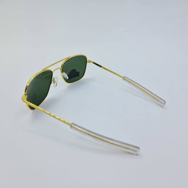 عکس از عینک آفتابی برند راندولف با فریم طلایی و عدسی سبز شیشه ای مدل 5-1-2