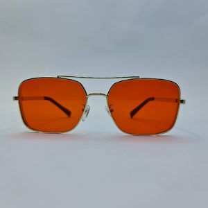 عکس از عینک دید در شب دیتیای با فریم طلایی و عدسی قرمز رنگ مدل 9550