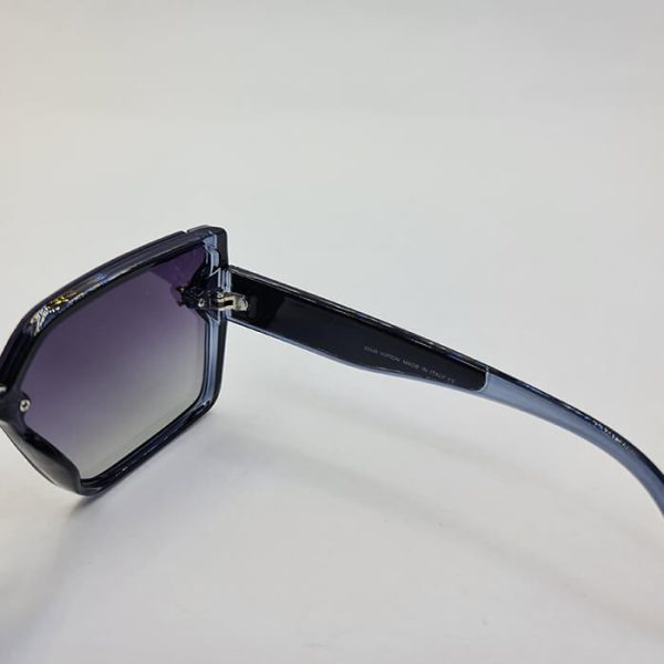عکس از عینک آفتابی پلاریزه برند لویی ویتون با فریم گربه ای و دسته طرح دار مدل p32210