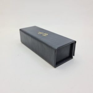 عکس از کیف عینک برند ریبن مگنتی، مستطیلی شکل و طوسی رنگ مدل 991603