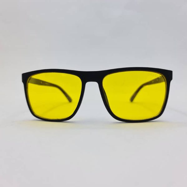 عکس از عینک شب با فریم مربعی و دسته چوبی و عدسی زرد دیزل مدل 98003