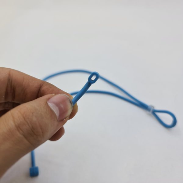 عکس از بند عینک سیلیکونی با رنگ آبی مدل 991708