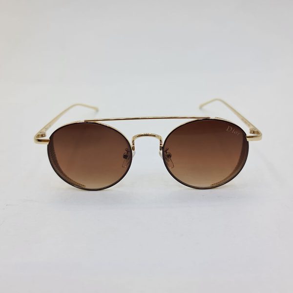 عکس از عینک آفتابی دیور با فریم گرد و طلایی رنگ و عدسی قهوه ای مدل 5012