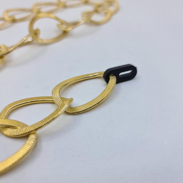 عکس از بند عینک زنانه طلایی رنگ با حلقه های درشت مدل 991688