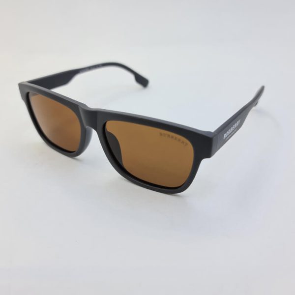 عکس از عینک آفتابی پلاریزه با فریم طوسی و عدسی قهوه ای مدل 3892