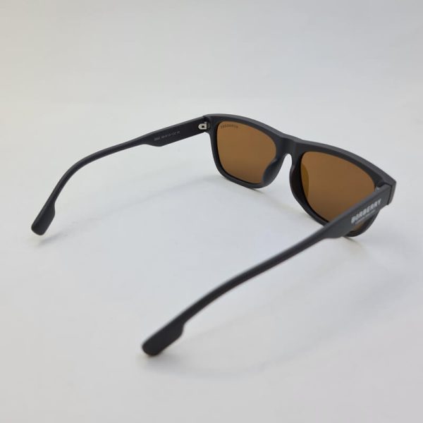 عکس از عینک آفتابی پلاریزه با فریم طوسی و عدسی قهوه ای مدل 3892