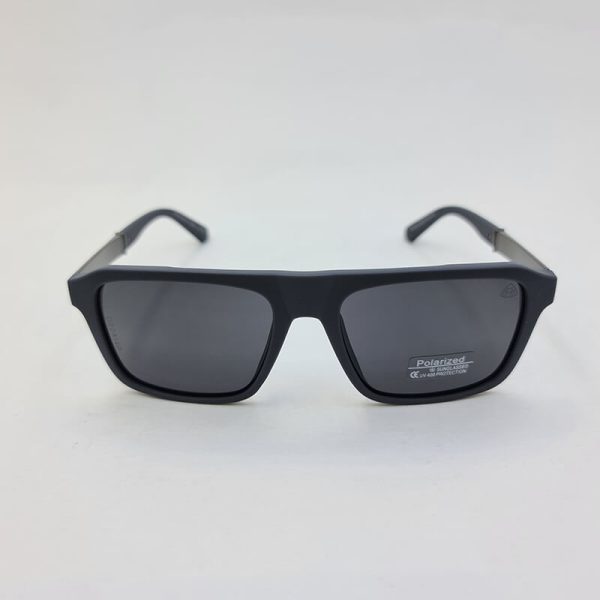 عکس از عینک آفتابی پلاریزه برند میباخ با فریم طوسی مات مدل d22814p