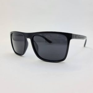 عکس از عینک آفتابی مشکی رنگ پلاریزه برند Emporio Armani مدل 9414