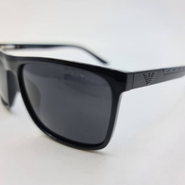 عکس از عینک آفتابی مشکی رنگ پلاریزه برند emporio armani مدل 9414