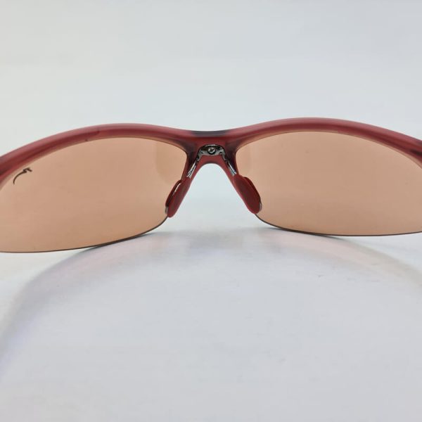عکس از عینک ورزشی با فریم قرمز و عدسی قرمز نیم فریم مدل r5360b