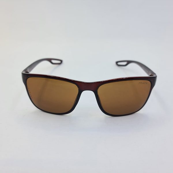 عکس از عینک آفتابی پرادا با فریم و لنز قهوه ای رنگ مدل 8084