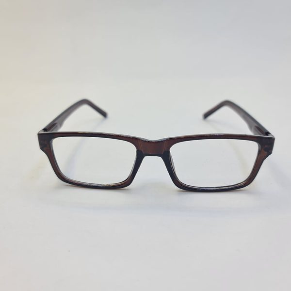 عکس از عینک مطالعه نمره +1. 25 با فریم قهوه ای و مستطیلی شکل مدل fh631