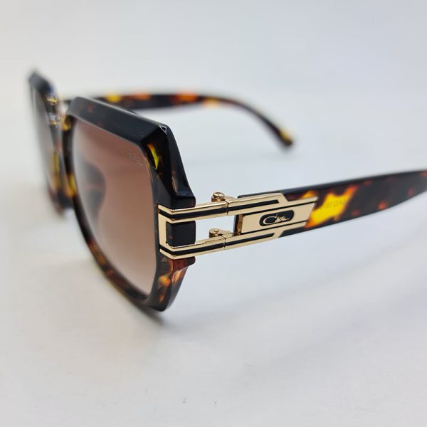 عینک آفتابی با فریم مربعی و قهوه ای چند رنگ (هاوانا) برند کازال مدل 8829