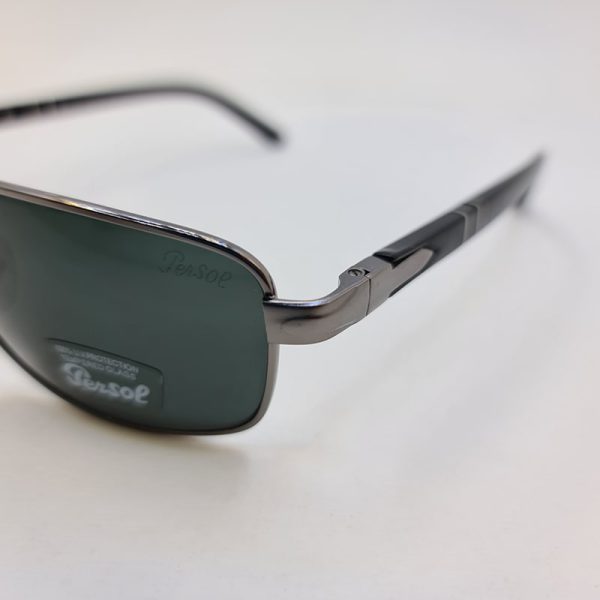 عکس از عینک آفتابی مستطیلی پرسول با عدسی شیشه ای و دسته فنری مدل p05006
