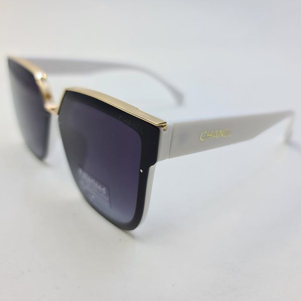 عکس از عینک آفتابی پلاریزه شنل با فریم و دسته سفید و عدسی دودی مدل p6809