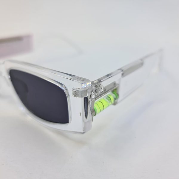 عکس از عینک آفتابی با دسته تراز دار و فریم بی رنگ و شفاف heron preston مدل 21090