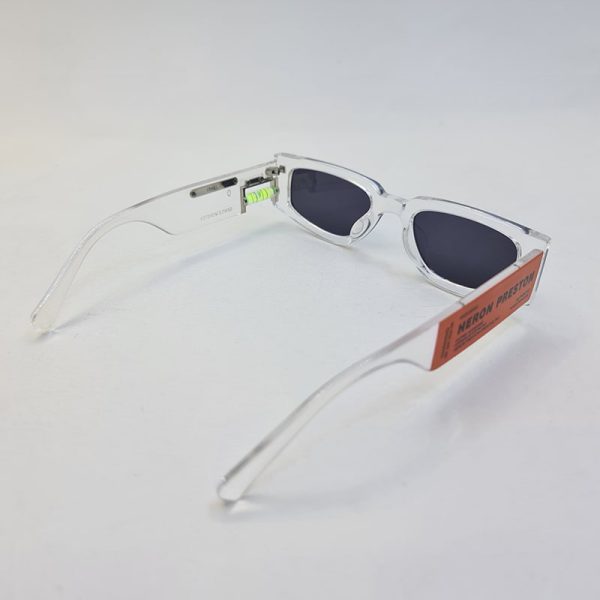 عکس از عینک آفتابی با دسته تراز دار و فریم بی رنگ و شفاف heron preston مدل 21090