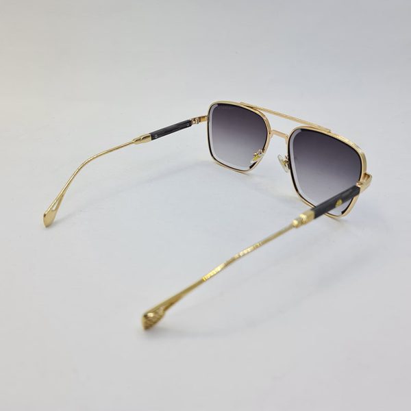 عکس از عینک دودی maybach با فریم طلایی رنگ و فلزی و عدسی سایه روشن مدل m011