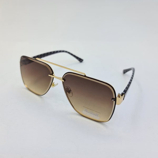 عکس از عینک آفتابی aedoll با فریم طلایی، عدسی قهوه ای و دسته طرح فندی مدل dk01