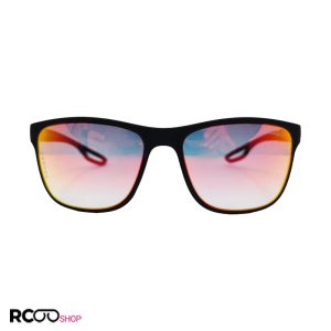 عکس از عینک آفتابی پرادا با فریم مشکی مات و لنز آینه ای قرمز و زرد مدل 8084