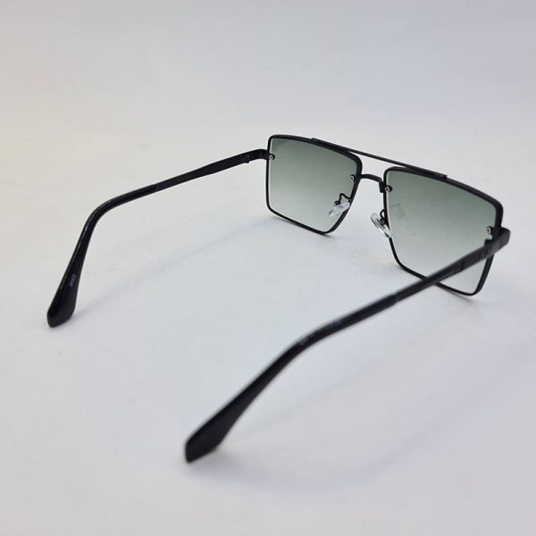 عکس از عینک آفتابی ditiai با فریم مشکی رنگ و مربعی و لنز سبز مدل 9683