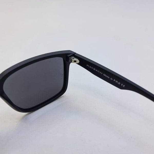 عکس از عینک آفتابی پلار با فریم مربعی و مشکی رنگ مات برند میباخ مدل d22809p