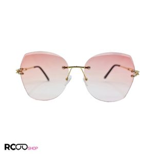 عکس از عینک آفتابی فریم لس پروانه ای با لنز صورتی کم رنگ و دسته طلایی مدل b300
