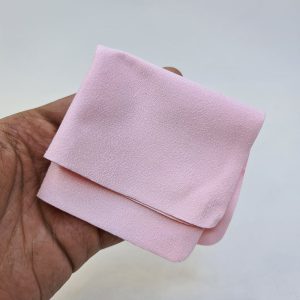 عکس از دستمال عینک نانو برای پاک کردن لنز با رنگ صورتی مدل 991820