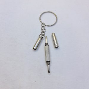عکس از پیچ گوشتی طرح جاسوییچی با رنگ نقره ای مناسب عینک (دو سو و چارسو)