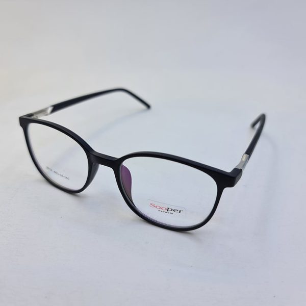 عکس از عینک طبی گرد با فریم tr90 و رنگ مشکی مات و دسته فنر دار مدل 9918